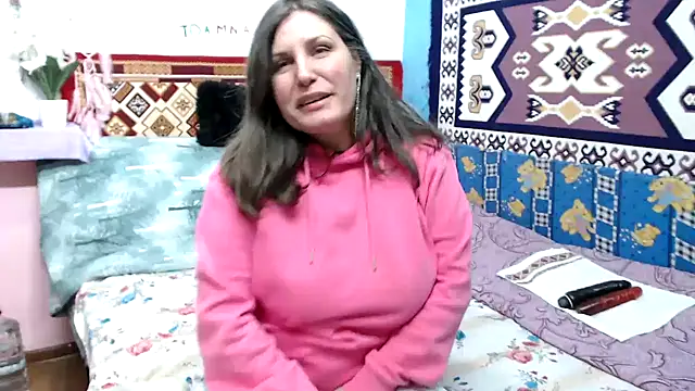 Snapshot of Adelinemilf chatting on 18, 2, 2026 Adelinemilf online show from 18, 2, 2026