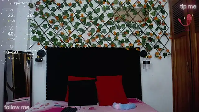 Snapshot of vsamanthaper1 chatting on 10, 3, 2026 vsamanthaper1 online show from 10, 3, 2026