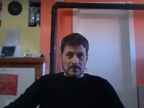 Snapshot of colosone chatting on 6, 3, 2025 colosone online show from 6, 3, 2025