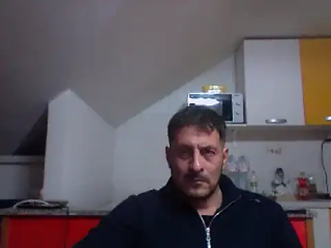 Snapshot of colosone chatting on 14, 3, 2025 colosone online show from 14, 3, 2025