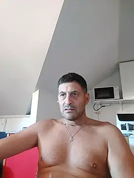 Snapshot of colosone chatting on 19, 9, 2025 colosone online show from 19, 9, 2025