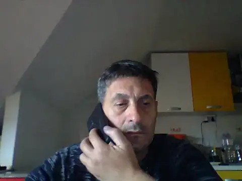 Snapshot of colosone chatting on 16, 10, 2025 colosone online show from 16, 10, 2025