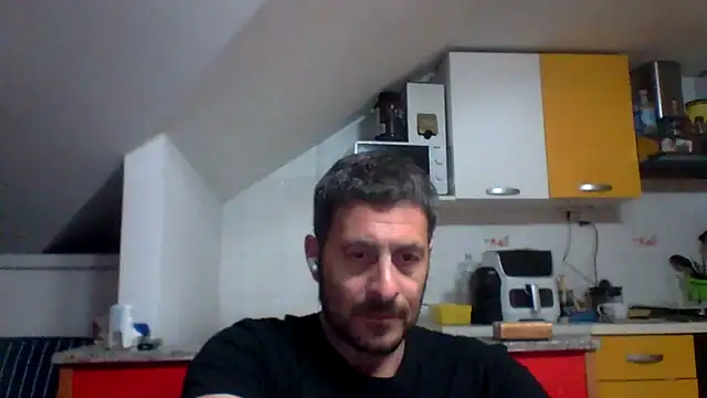Snapshot of colosone chatting on 20, 4, 2026 colosone online show from 20, 4, 2026