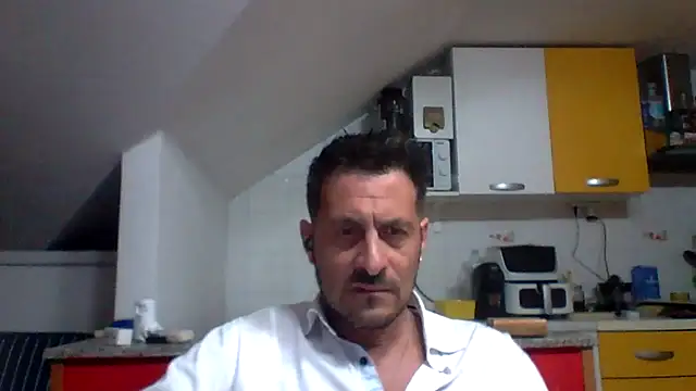 Snapshot of colosone chatting on 2, 5, 2026 colosone online show from 2, 5, 2026