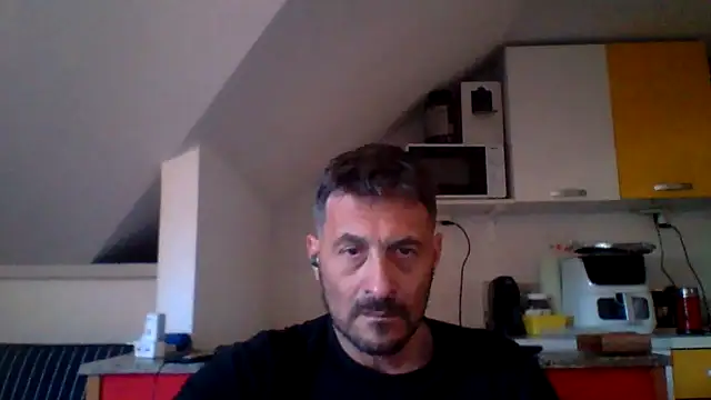 Snapshot of colosone chatting on 11, 5, 2026 colosone online show from 11, 5, 2026