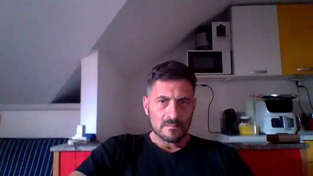 Snapshot of colosone chatting on 12, 5, 2026 colosone online show from 12, 5, 2026
