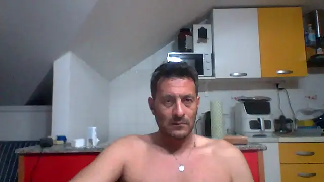 Snapshot of colosone chatting on 24, 5, 2026 colosone online show from 24, 5, 2026