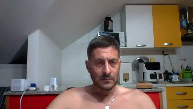 Snapshot of colosone chatting on 29, 5, 2026 colosone online show from 29, 5, 2026