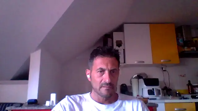 Snapshot of colosone chatting on 6, 6, 2026 colosone online show from 6, 6, 2026