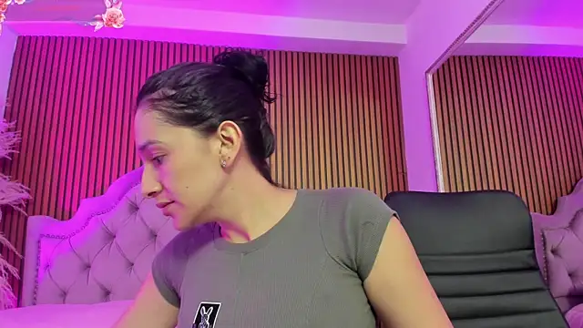 Violett hott  online show from 31, 3, 2026