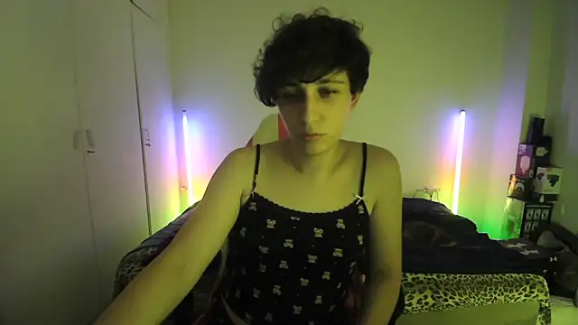 HoneyValentine online show from 12, 7, 2026