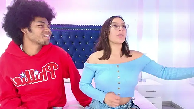 Cristal and luke online show from 19, 4, 2026