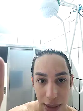 ofjuliaa online show from 2, 4, 2026