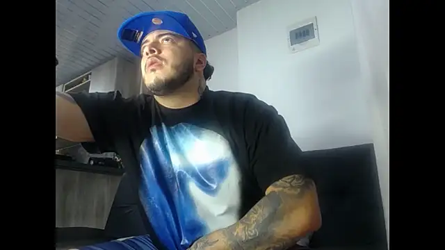 Snapshot of Nero_VanHelsing chatting on 1, 2, 2026 Nero VanHelsing online show from 1, 2, 2026