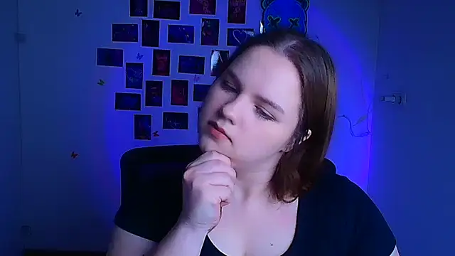 Kitty Mia Kitty online show from 9, 4, 2026