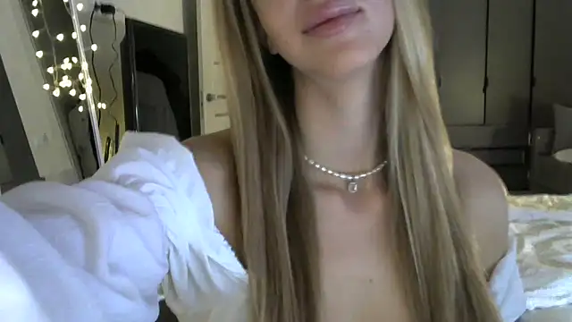 Snapshot of LizaSweetyq chatting on 11, 2, 2026 LizaSweetyq online show from 11, 2, 2026