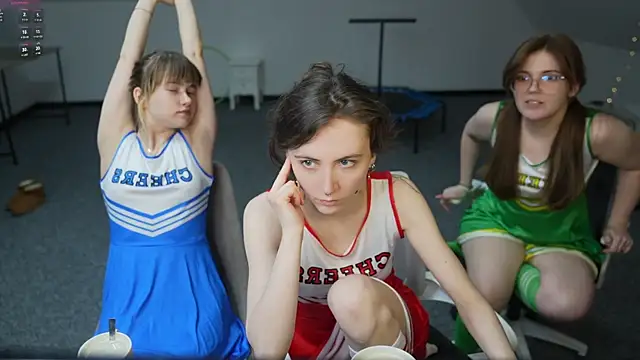 Snapshot of Orly_flame chatting on 12, 2, 2026 Orly flame online show from 12, 2, 2026