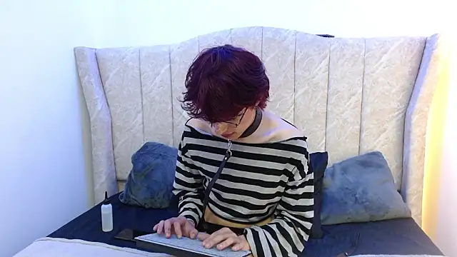 Angel adrien online show from 10, 2, 2026