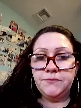 ToxzikQueene online show from 16, 1, 2026