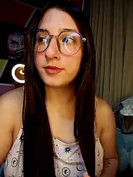 Snapshot of Mysticdooll69 chatting on 6, 2, 2026 Mysticdooll69 online show from 6, 2, 2026