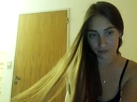 Snapshot of Noracherry chatting on 13, 2, 2026 Noracherry online show from 13, 2, 2026