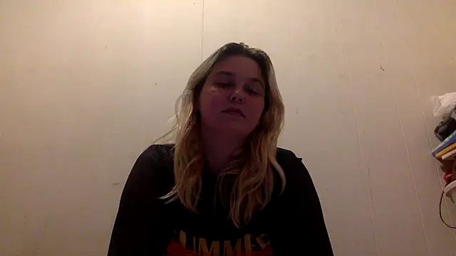 NeedyQueen online show from 5, 2, 2026