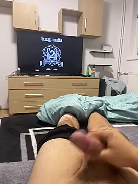 Snapshot of robiggestdick chatting on 28, 7, 2026 robiggestdick online show from 28, 7, 2026
