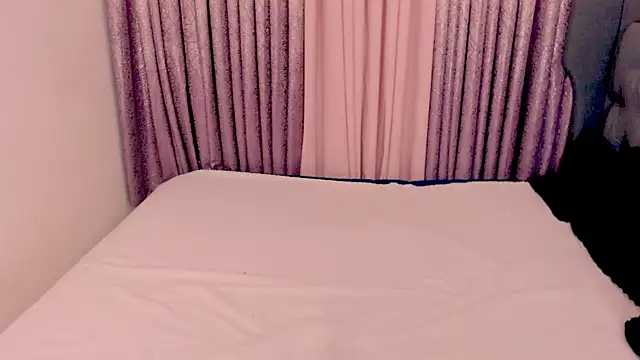 savanna pleasure online show from 22, 6, 2026