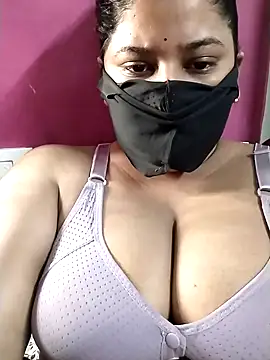 pinkisaha75 online show from 4, 4, 2026