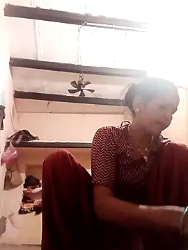 Snapshot of Hasmi_hot09 chatting on 5, 4, 2026 Hasmi hot09 online show from 5, 4, 2026