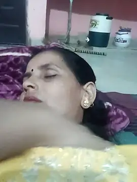 Snapshot of Hasmi_hot09 chatting on 18, 5, 2026 Hasmi hot09 online show from 18, 5, 2026
