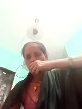 Snapshot of Hasmi_hot09 chatting on 24, 5, 2026 Hasmi hot09 online show from 24, 5, 2026