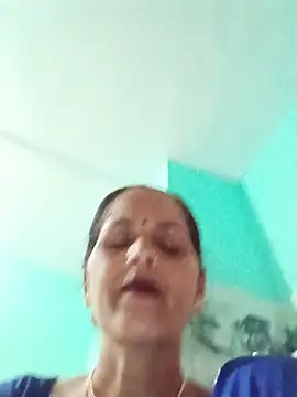 Snapshot of Hasmi_hot09 chatting on 19, 7, 2026 Hasmi hot09 online show from 19, 7, 2026