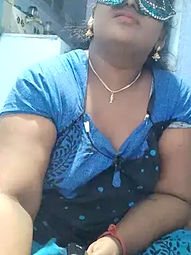 Snapshot of divyasree1431 chatting on 13, 1, 2026 divyasree1431 online show from 13, 1, 2026