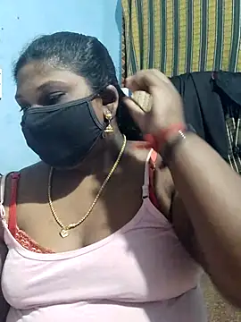 Snapshot of divyasree1431 chatting on 18, 7, 2026 divyasree1431 online show from 18, 7, 2026