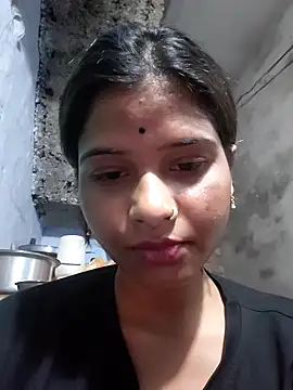 Nirasha cute online show from 1, 2, 2026