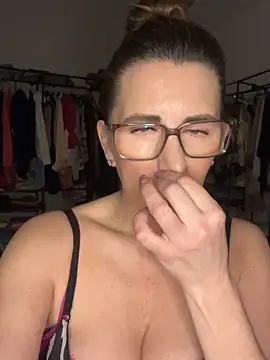 NaughtyMilla online show from 8, 2, 2026