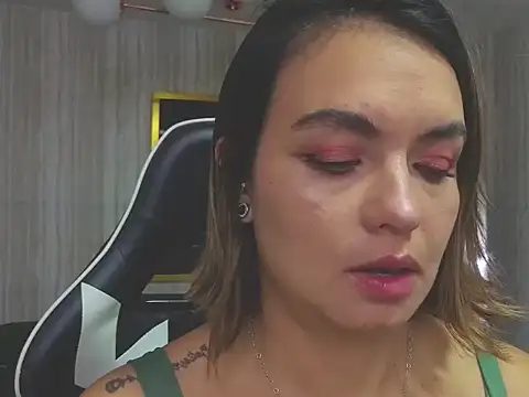 Snapshot of zarcasutra_t chatting on 18, 1, 2026 zarcasutra t online show from 18, 1, 2026