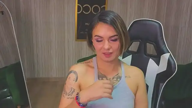 Snapshot of zarcasutra_t chatting on 1, 2, 2026 zarcasutra t online show from 1, 2, 2026