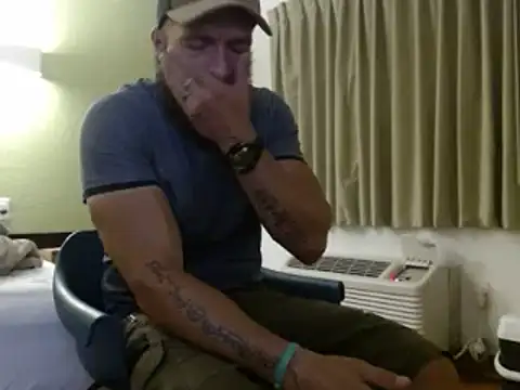 Snapshot of Numba1dad_ chatting on 4, 7, 2026 Numba1dad online show from 4, 7, 2026