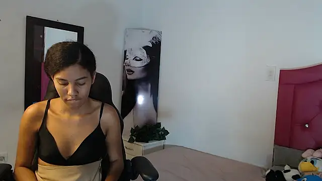 Ebony foxxx online show from 8, 1, 2026