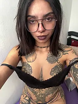 Snapshot of Electra_Darkk chatting on 4, 2, 2026 Electra Darkk online show from 4, 2, 2026