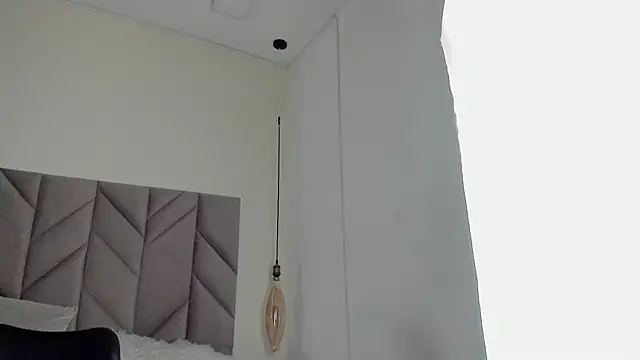 LoganGreys online show from 28, 2, 2026