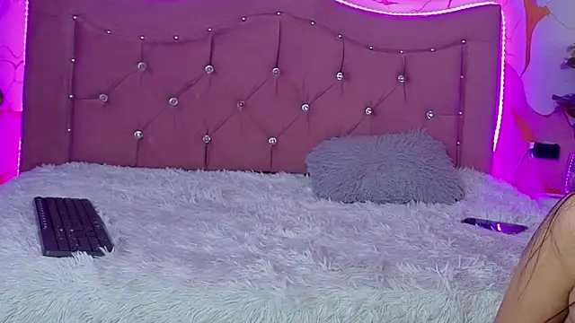 Snapshot of jasmine_star12 chatting on 7, 2, 2026 jasmine star12 online show from 7, 2, 2026