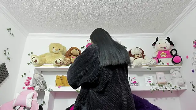 maira diazz online show from 10, 2, 2026