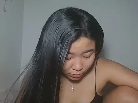 Zyeiii online show from 16, 2, 2026