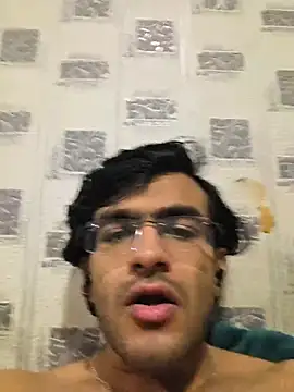 Snapshot of slutytwinkrna chatting on 10, 1, 2026 slutytwinkrna online show from 10, 1, 2026