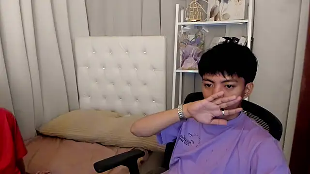 davincihugecock online show from 25, 2, 2026