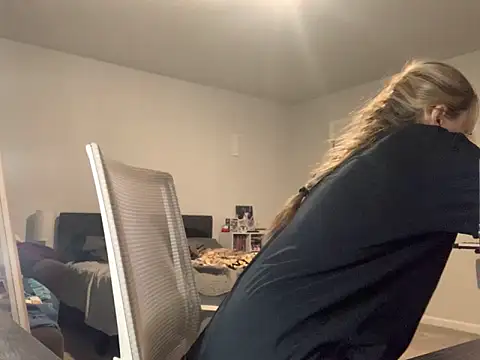 Snapshot of Peachyshortcakez chatting on 10, 2, 2026 Peachyshortcakez online show from 10, 2, 2026