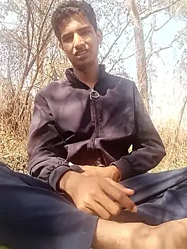 Snapshot of sahilcute1 chatting on 15, 1, 2026 sahilcute1 online show from 15, 1, 2026
